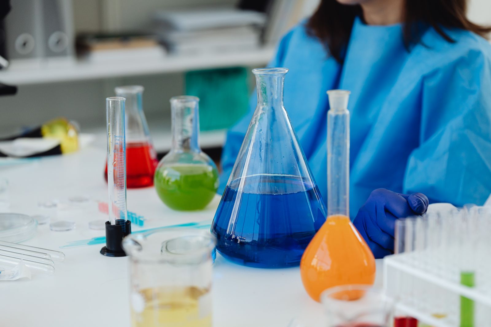 Attivit&agrave; di laboratorio dell&rsquo;indirizzo Chimico