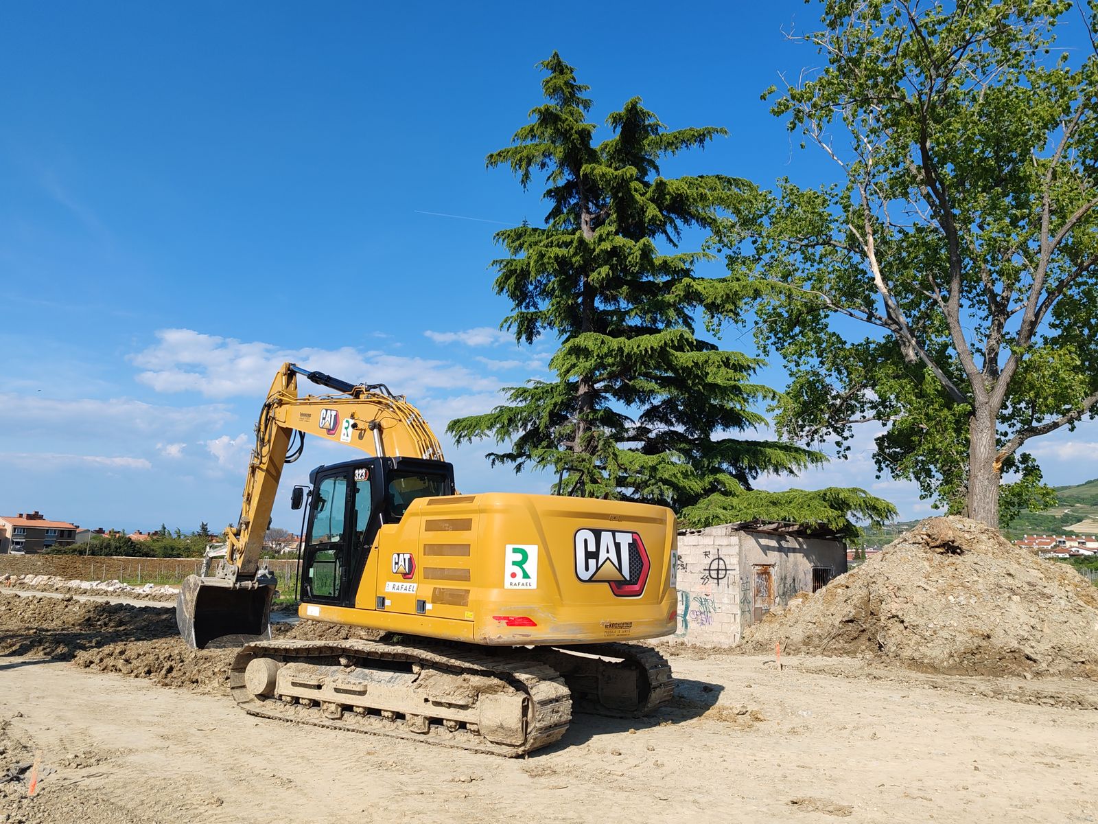 Corso Operatore alla conduzione di macchine da scavo, movimento terra e demolizione
